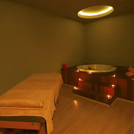 Semesteranläggning (resort) Diamond & 5*