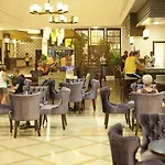 Ośrodek wypoczynkowy Diamond & 5*